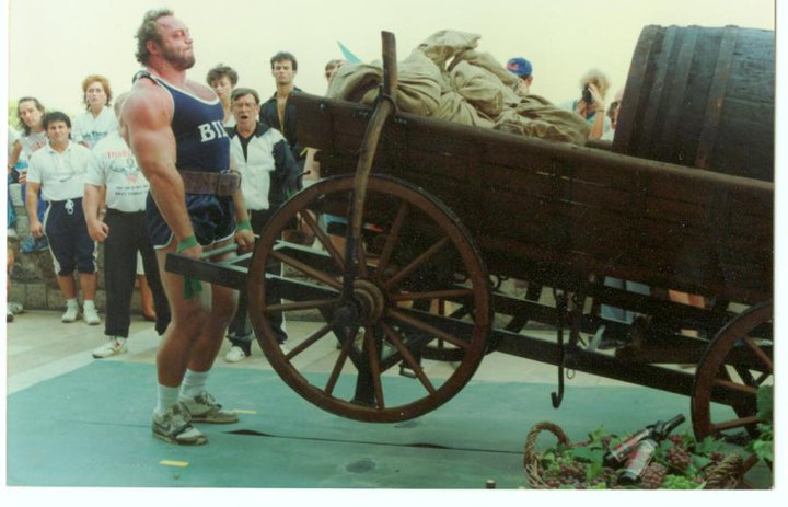 比尔·卡兹迈尔:3次世界最强大力士冠军,因实力太强被禁赛